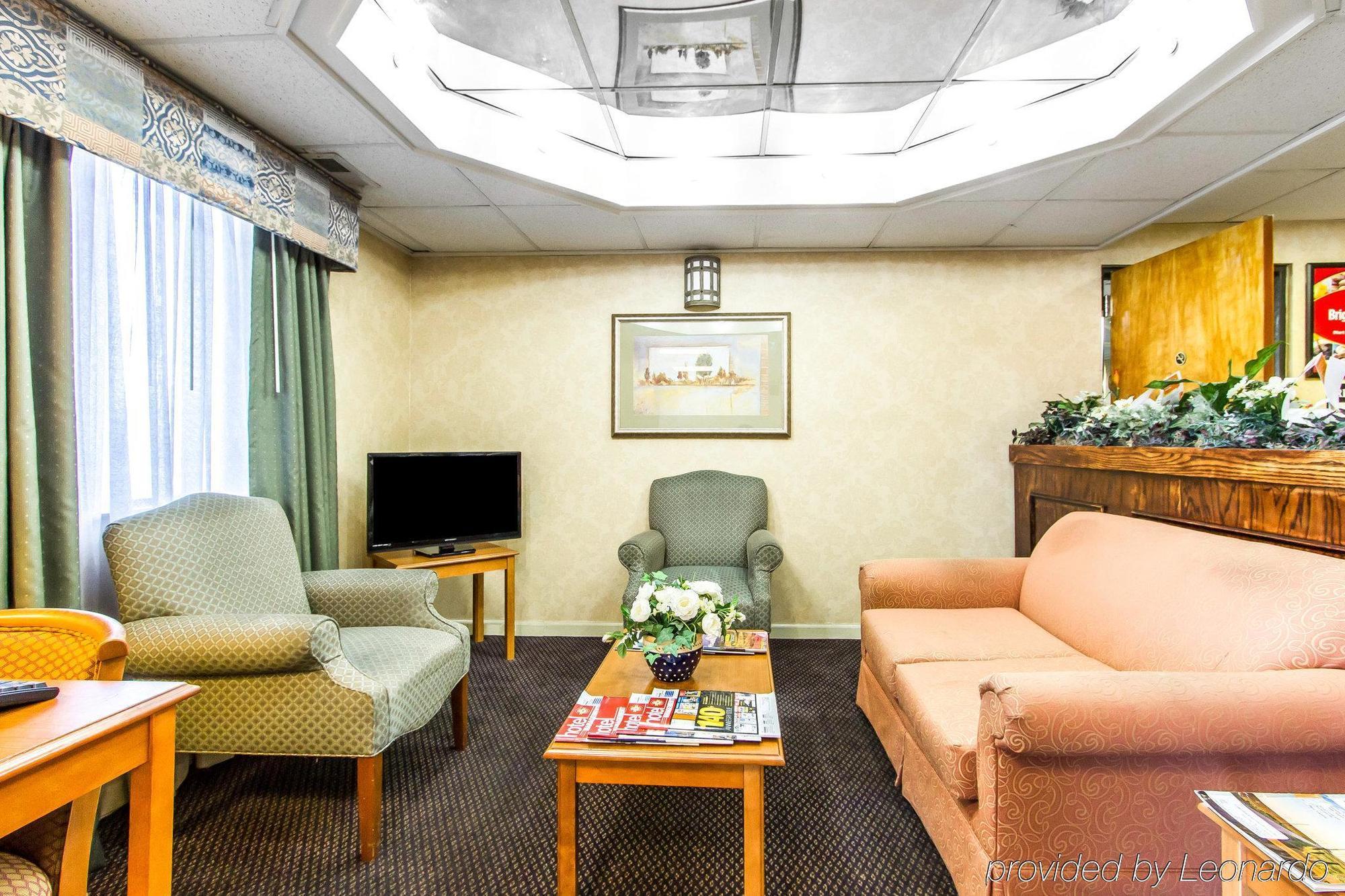 Econo Lodge & Suites Clarksville Kültér fotó