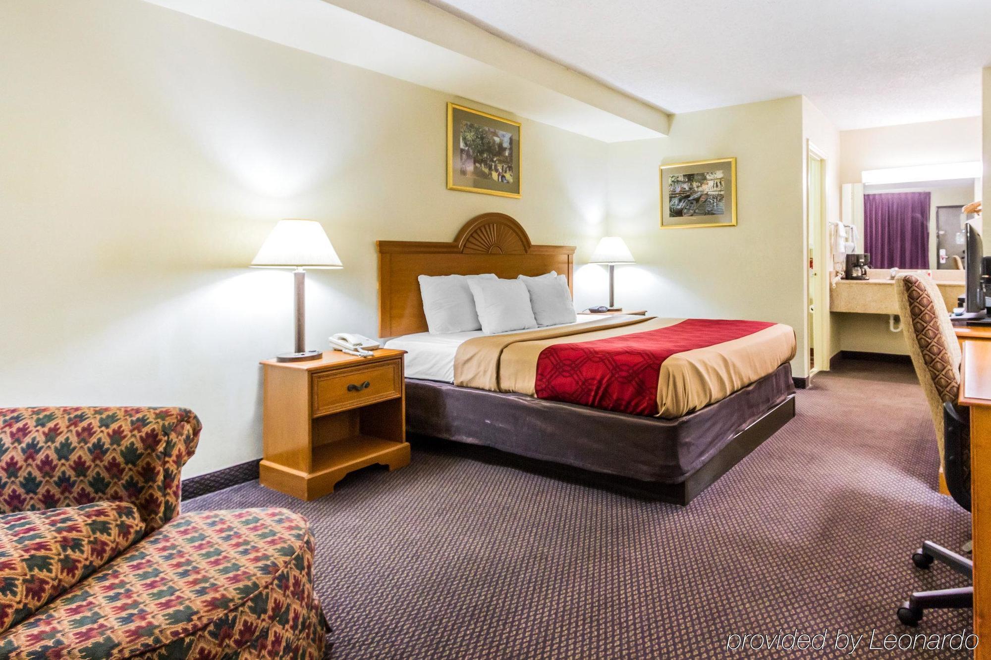 Econo Lodge & Suites Clarksville Kültér fotó